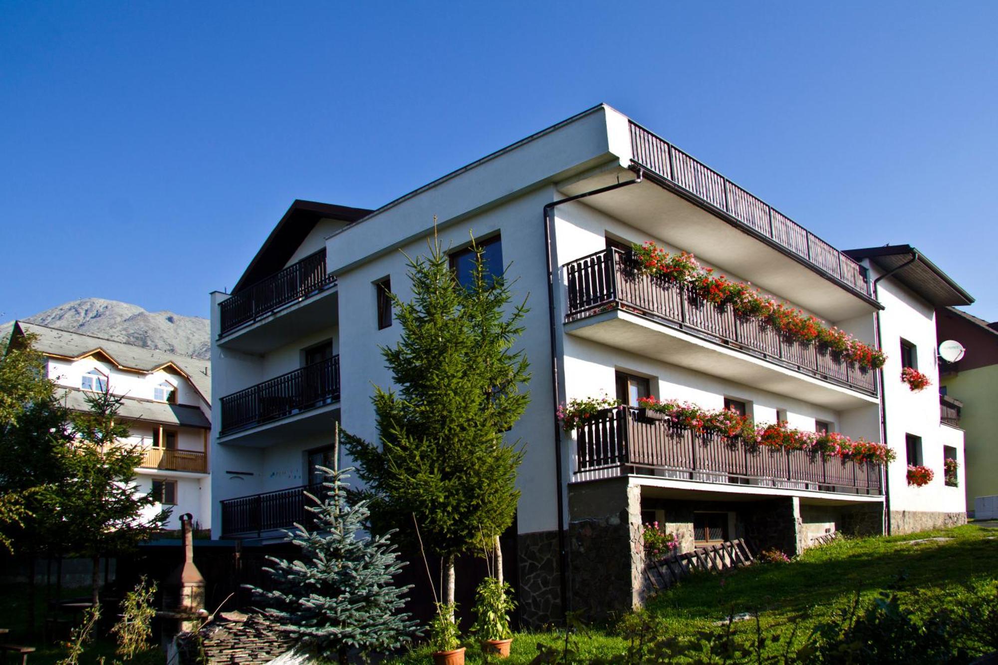 Penzion Sibir Vysoke Tatry Ngoại thất bức ảnh